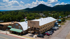 Hotels in Rio Arriba County